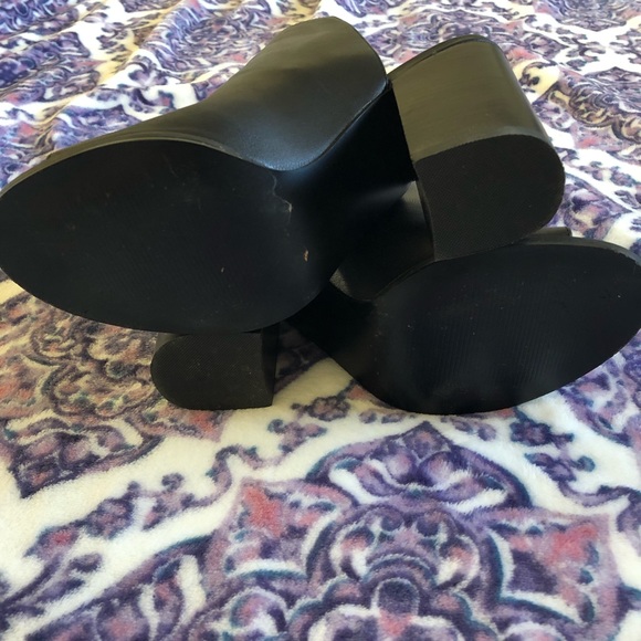 Steve Madden Tilt Mule - Picture 5 of 6